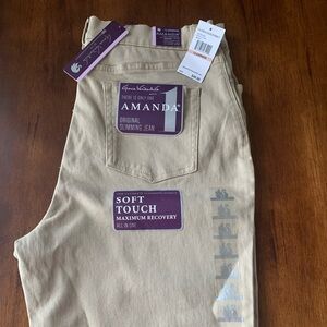 Gloria Vanderbilt AMANDA stretch beige jeans Size 12